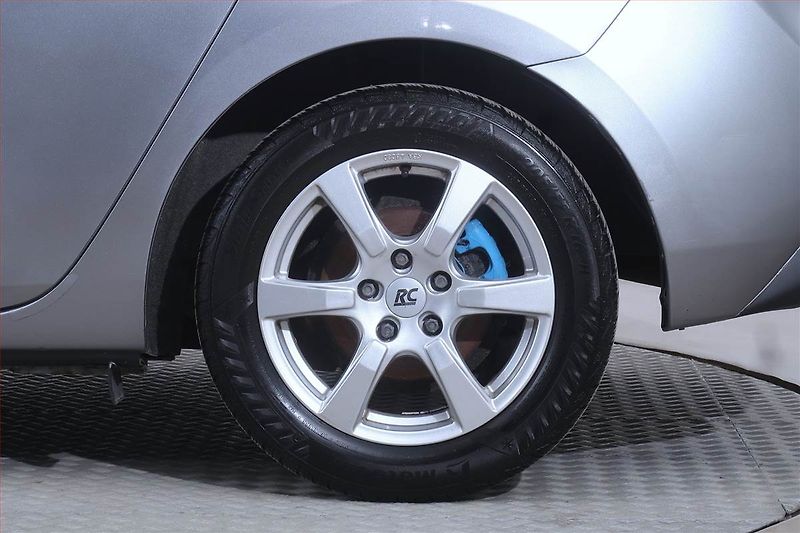 Mazda 3 (2010) 1.6 DI Turbo, po STK - fotka 15 z 17