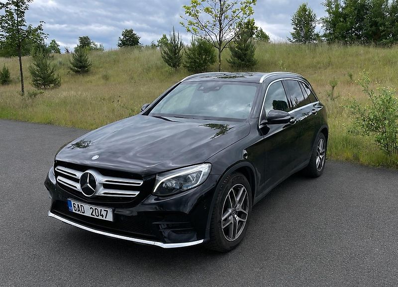 Mercedes-Benz GLC (2017) 250 4MATIC, DPH,kůže,Distronic - fotka 2 z 18