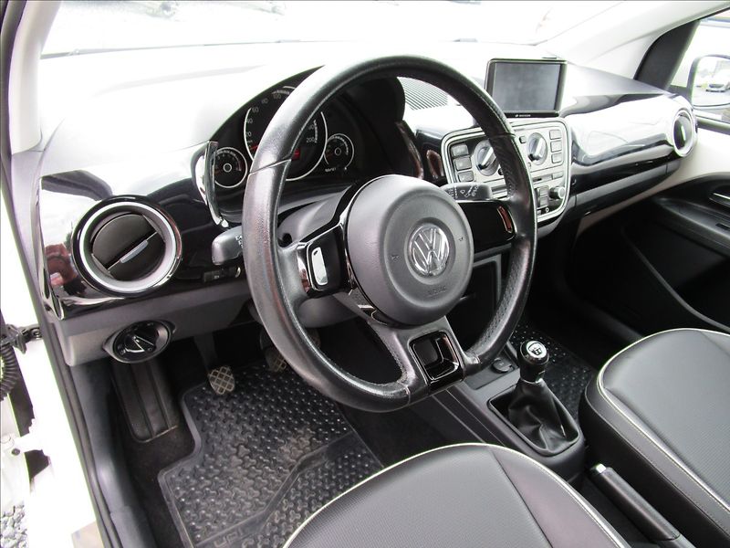 Volkswagen up! 1.0MPi 55kW Highline, Klima - fotka 12 z 36