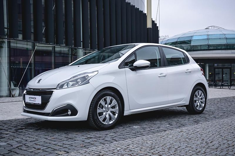 Peugeot 208 (2019) Active 1.5 Bluehdi 1 MAJ ČR - fotka 3 z 25