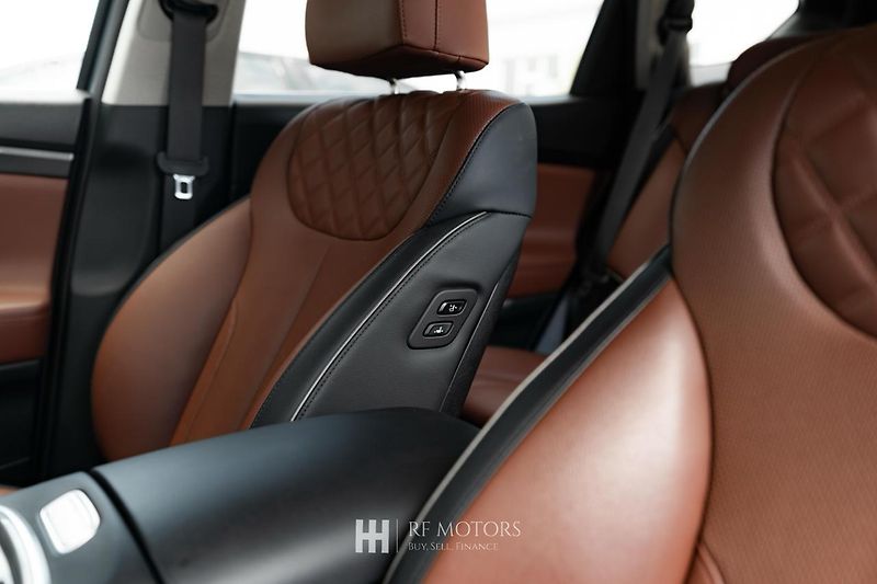 Hyundai Santa Fe (2023) - fotka 31 z 49