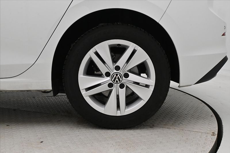 Volkswagen Golf 2,0 TDI 85kW Life Záruka až 5 - fotka 30 z 30
