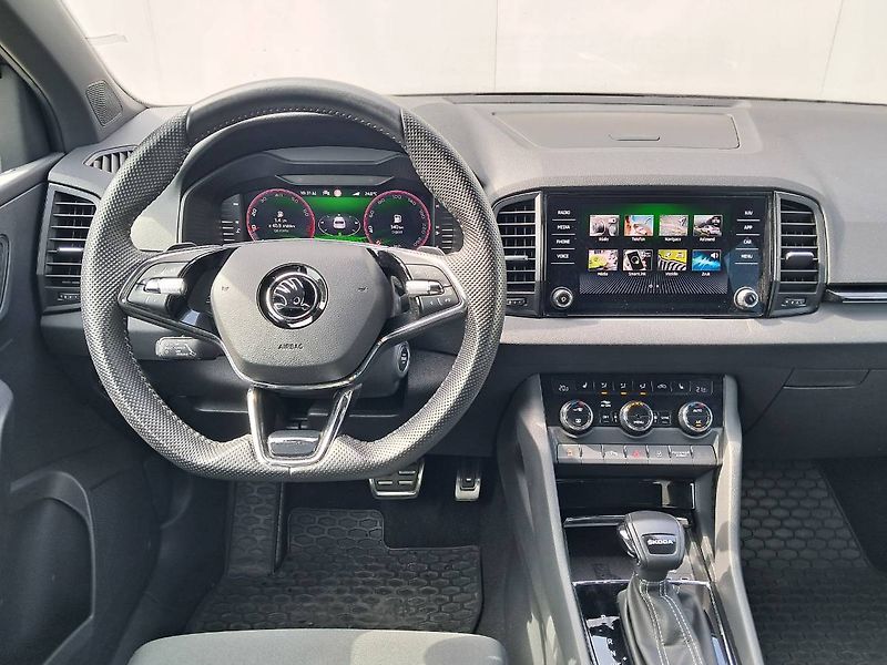 Škoda Karoq (2023) SPORTLINE 1.5 TSI / 110 kW DSG - fotka 8 z 29