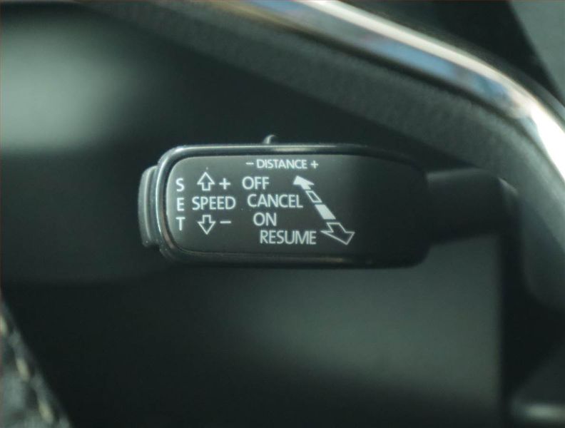 Škoda Karoq (2023) 1.5 TSI - fotka 21 z 23