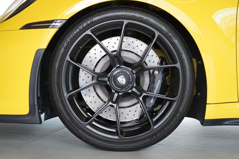 Porsche 911 GT3 Touring, Lift, Bose, PDLS - fotka 17 z 45