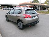 Peugeot 2008 (2015) 1.2i 81kW KOUPENO ČR,1.MAJITEL - náhled 2