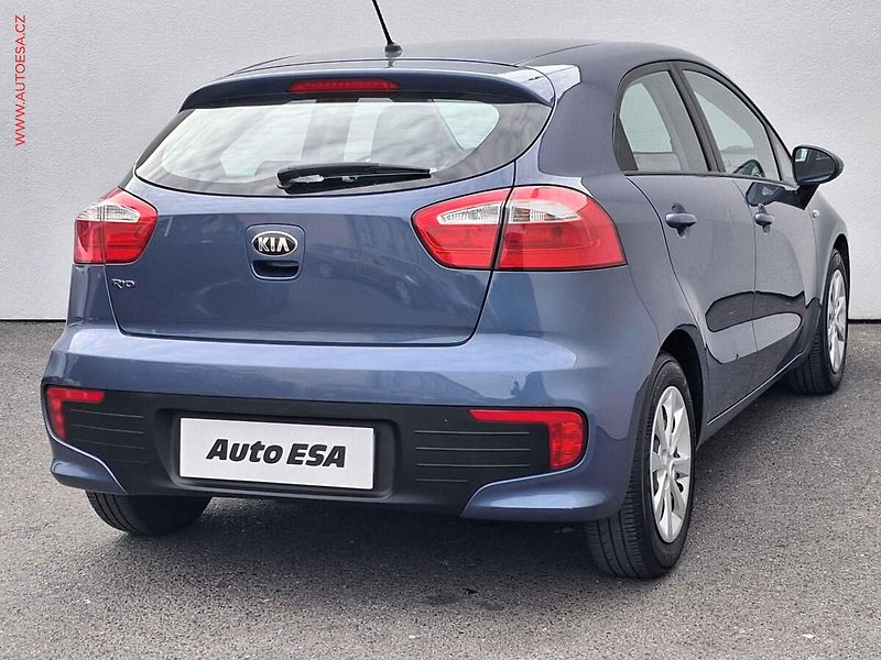 Kia Rio (2017) 1.3i, 2.maj,ČR, Klima - fotka 4 z 15