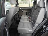 Volkswagen Touran (2007) 1.4 TSi, Klima - náhled 10