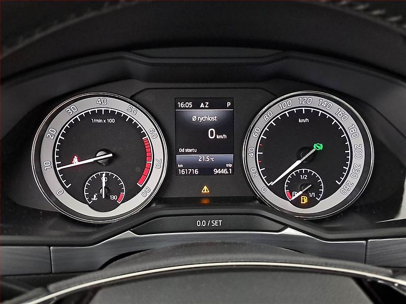 Škoda Superb (2021) Ambition 2.0 TSI - fotka 11 z 19
