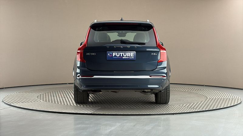 Volvo XC90 2.0 B5 AUT AWD Ultimate Bright - fotka 5 z 34