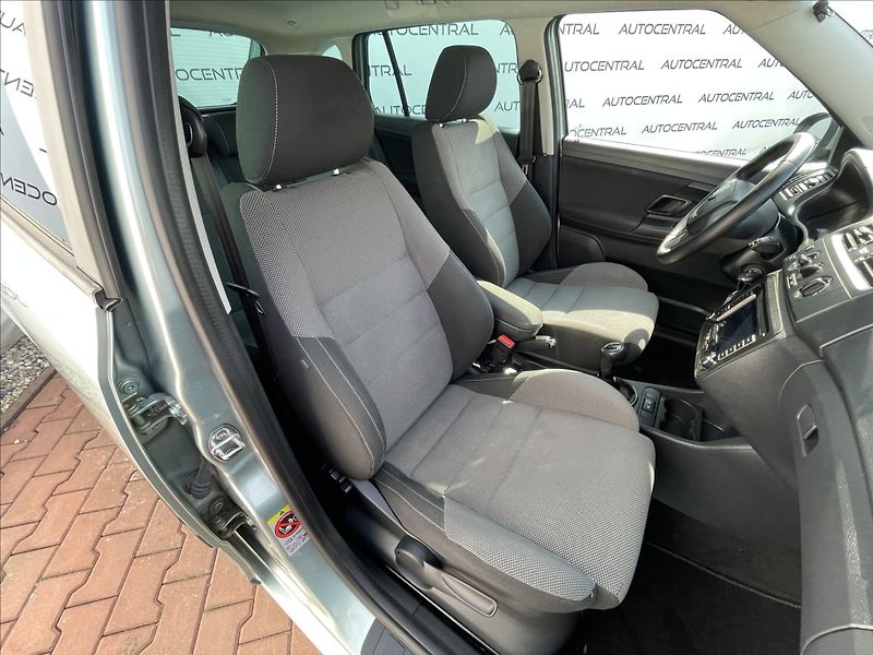 Škoda Fabia 1,2 HTP,51kW,STK 7/28 - fotka 18 z 20