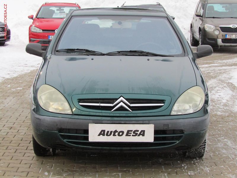 Citroën Xsara (2004) 1.4i, 2.maj,ČR, AC - fotka 2 z 13