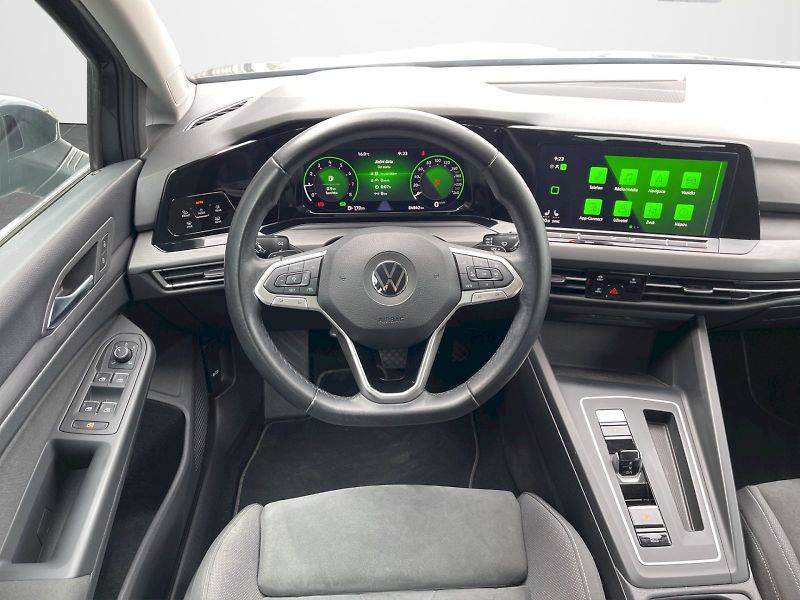 Volkswagen Golf (2022) 1,5 eTSI 110 kW DSG Style Plus - fotka 6 z 30