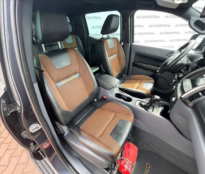 Ford Ranger 3,2 TDCi,147kW,4x4,WILDTRAK,ST - fotka 22 z 24