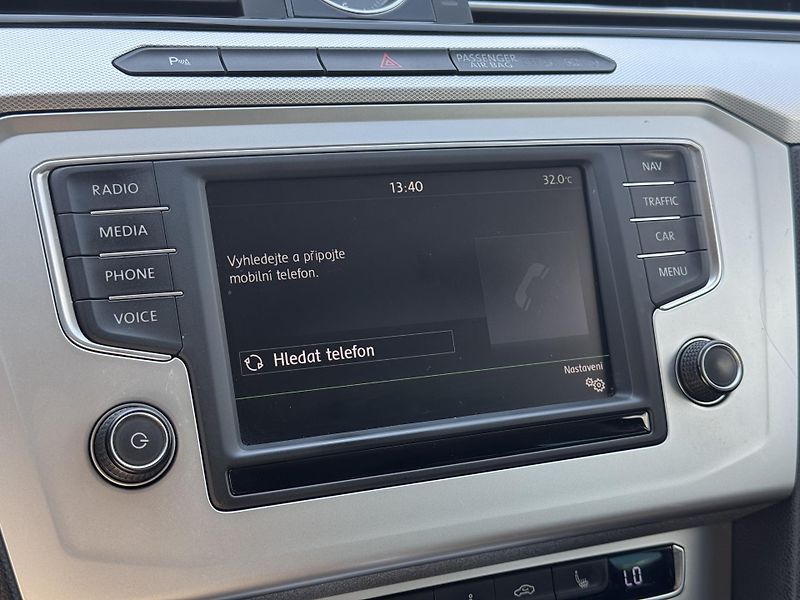 Volkswagen Passat (2015) B8 2.0TDi DSG Comfort+,el.kufr - fotka 38 z 52