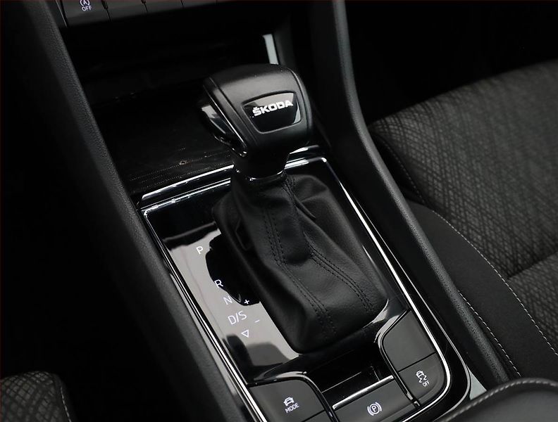 Škoda Karoq (2022) Style 2.0 TDI - fotka 11 z 19