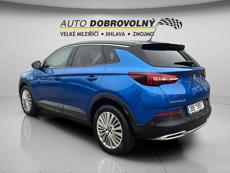 Opel Grandland X 1.2T (96kW) AT8/5857 - fotka 5 z 31