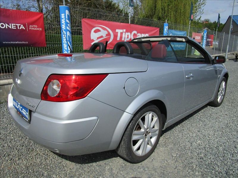 Renault Mégane 2.0T 16V, Cabrio - fotka 4 z 47