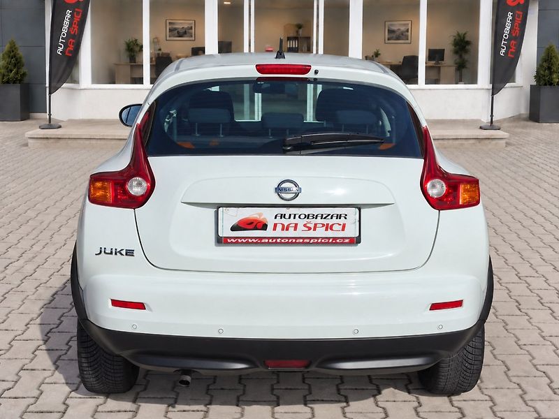 Nissan Juke (2012) 1.6i 86kW MAN -PARK.SENZORY - fotka 6 z 31