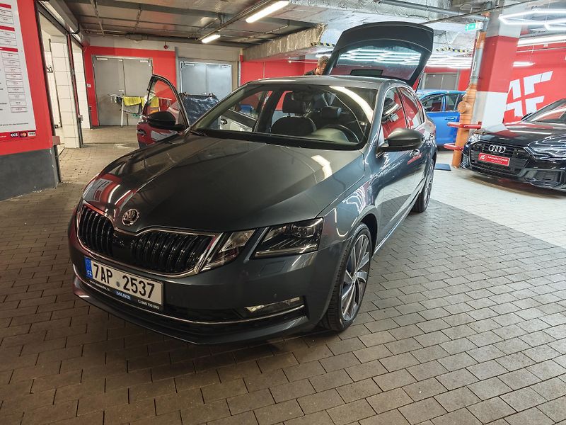 Škoda Octavia (2019) 1,5 TSI Laurint Klement - fotka 3 z 25