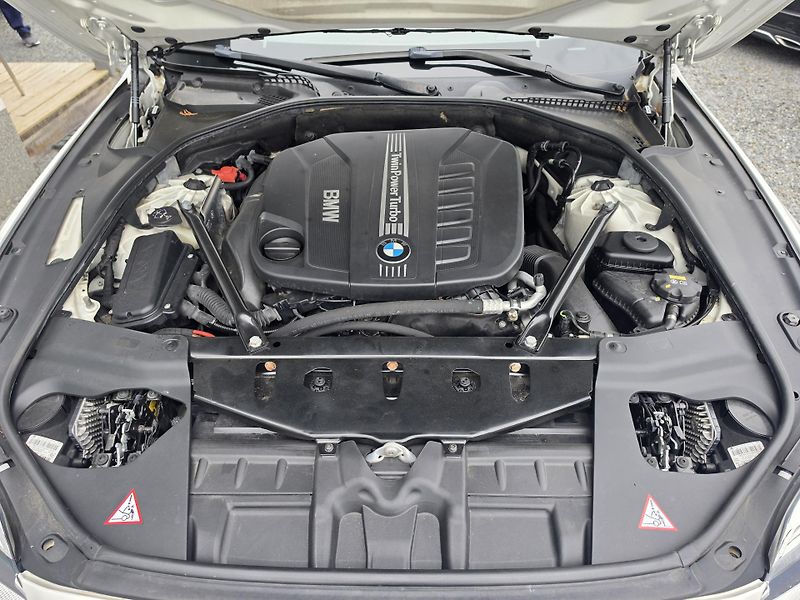 BMW Řada 6 640XD M-Paket Led F1 Bose - fotka 18 z 18