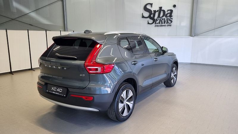 Volvo XC40 (2026) B3 2.0L 163 HP AT7 FWD CORE - fotka 4 z 15