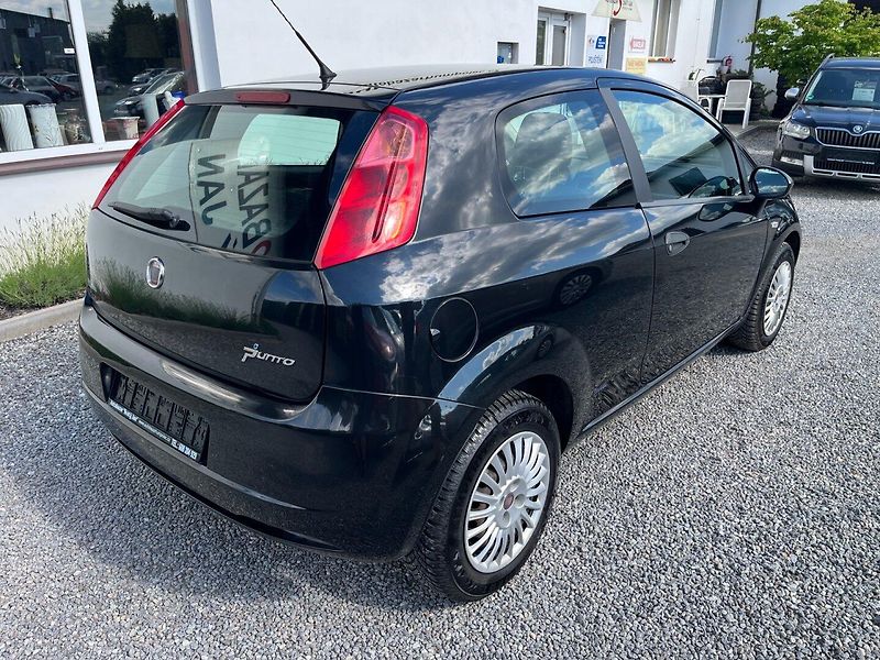 Fiat Punto (2008) 1.4 i Klima - fotka 2 z 18