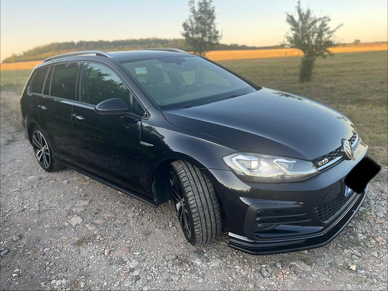 Volkswagen Golf (2018) GTD - fotka 4 z 26