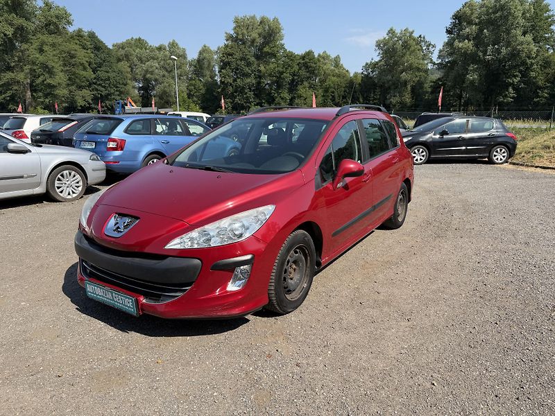 Peugeot 308 1.4i - fotka 1 z 22