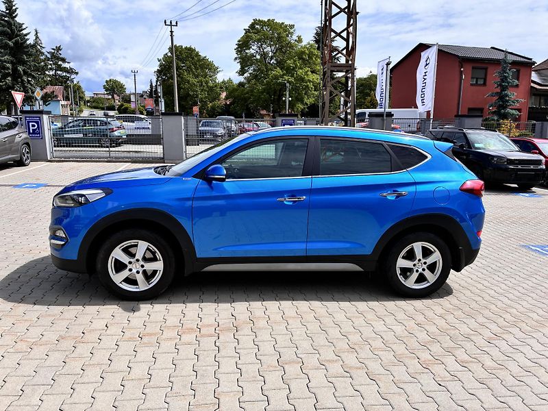 Hyundai Tucson 4x4, STYLE,TAŽNÉ,1.MAJITEL - fotka 4 z 26