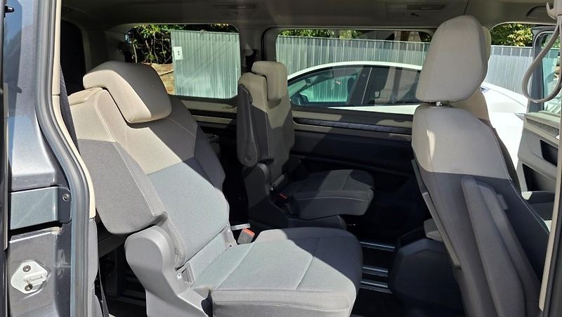 Volkswagen Multivan (2022) 1.4 TSi PHEV Long TZ SoH 97% - fotka 15 z 44