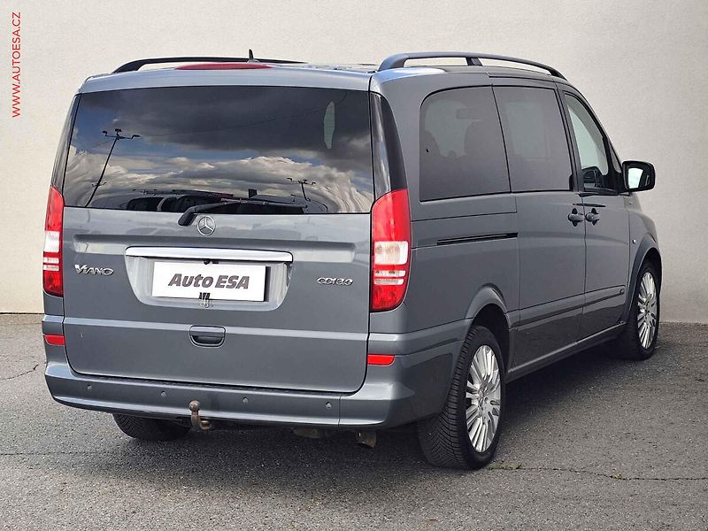 Mercedes-Benz Viano (2012) 3.0CDi V6 L2, Ambiente, AT - fotka 4 z 34