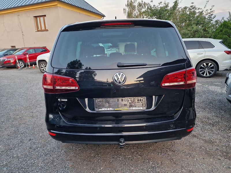 Volkswagen Sharan 2,0TDI 4MOTION DSG HIGHLINE  - fotka 5 z 24