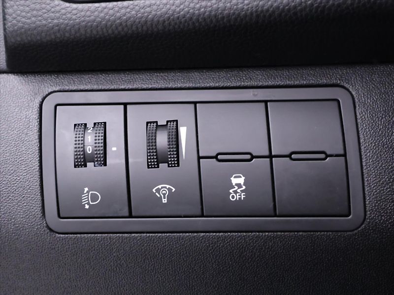 Hyundai ix20 1,6 CVVT 91kW Czech Klima - fotka 16 z 32