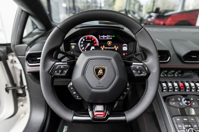 Lamborghini Huracán LP 610-4 Spyder Lift/Kamera/Se - fotka 6 z 27