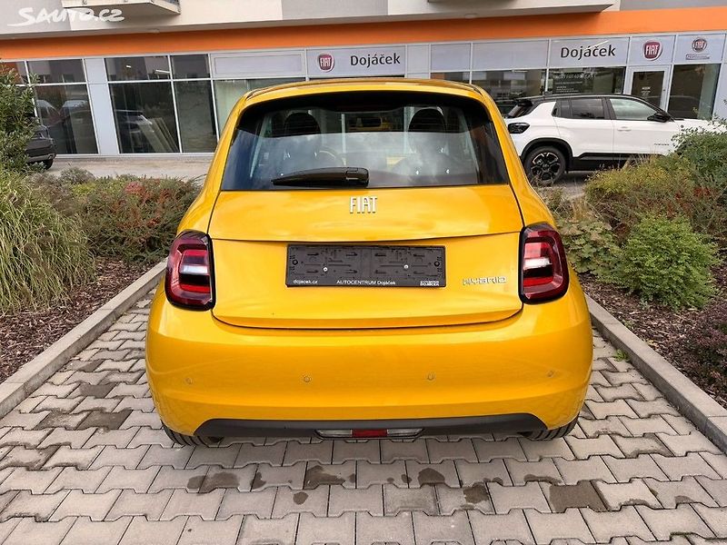 Fiat 500 (2026) Hybrid Torino Hatchback 1.0 BS - fotka 5 z 15