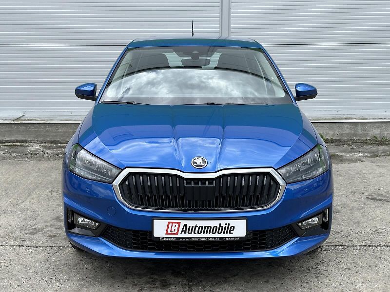 Škoda Fabia 1.0TSi 95PS Selection LED V.Co - fotka 2 z 33