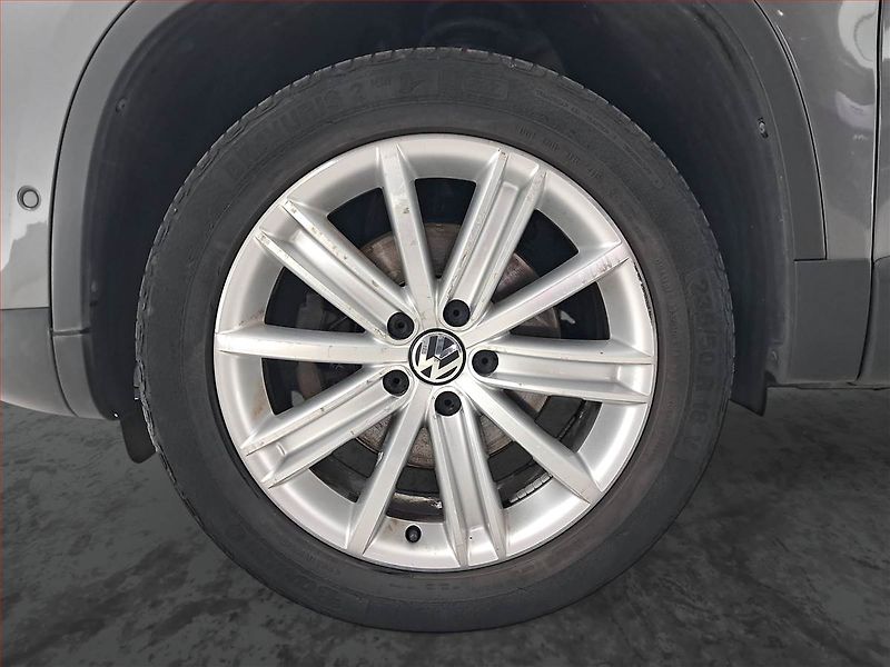Volkswagen Tiguan (2015) 2.0 TDI, Tempomat - fotka 15 z 19