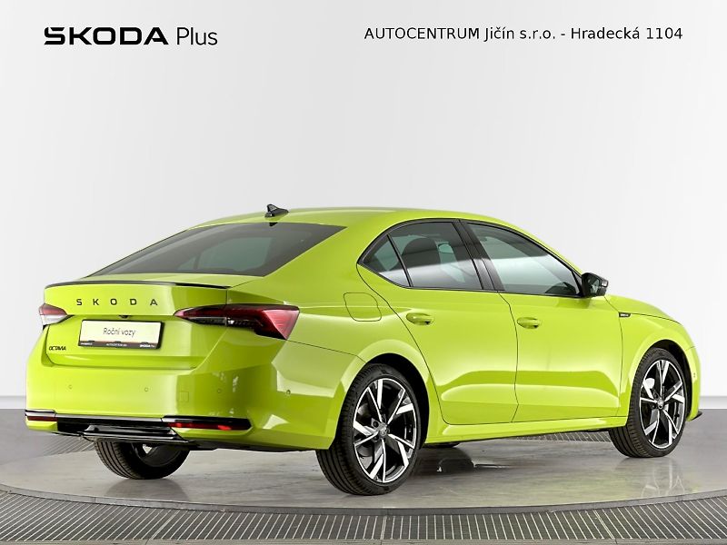 Škoda Octavia (2025) DSG 2.0TDI 110kW SportLine - fotka 2 z 33