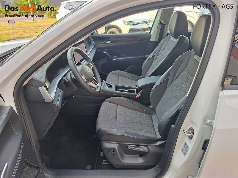 Volkswagen Tayron (2025) 1.5 TSI,110kW,DSG,Tažné - fotka 9 z 30