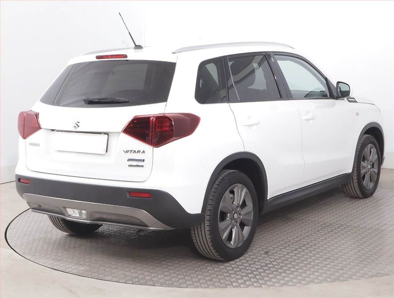 Suzuki Vitara (2021) Premium 1.4 BoosterJet - fotka 5 z 18