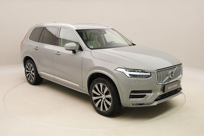 Volvo XC90 B5 AWD BRIGHT PLUS - fotka 17 z 66