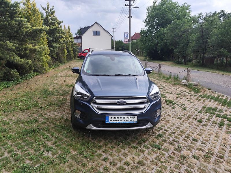 Ford Kuga (2019) Titanium - fotka 3 z 9