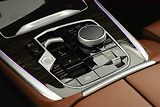 BMW X7 (2023) xDrive40d, Head Up, Vzduch - náhled 10