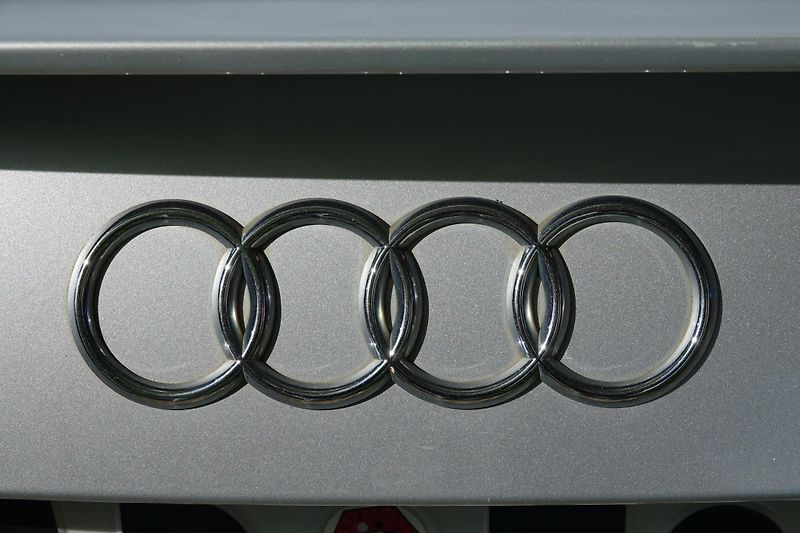 Audi TT (1998) 1.8T 5V TOP stav 1A bez koroze - fotka 19 z 35