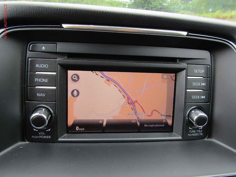 Mazda 6 (2013) 2.0 i - fotka 11 z 15