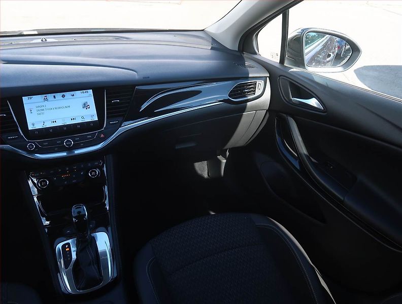Opel Astra (2017) 1.4 T, Automat, ČR,1.maj - fotka 8 z 20