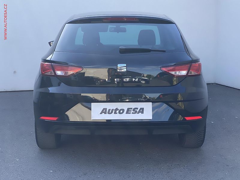 Seat Leon (2018) 1.2 TSi, Style, +kola - fotka 6 z 17
