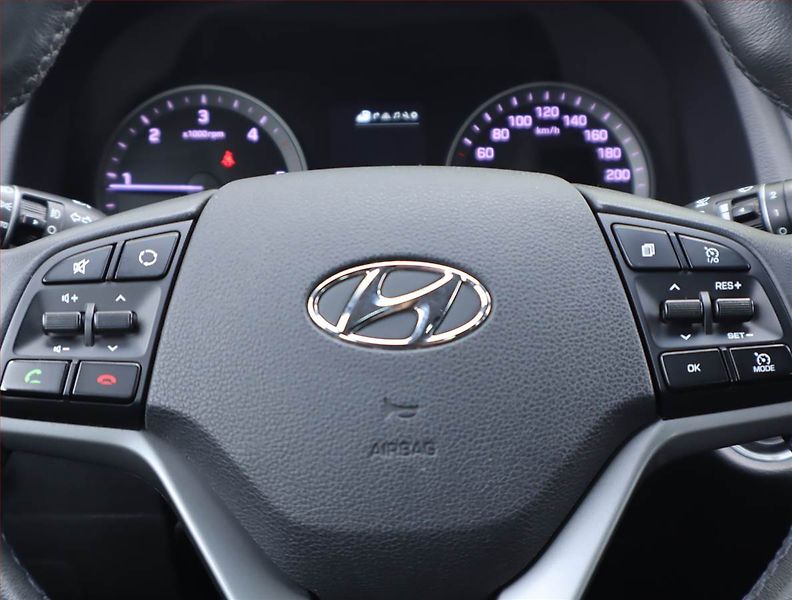 Hyundai Tucson (2018) 2.0 CRDi, 4X4, Serv.kniha - fotka 16 z 17