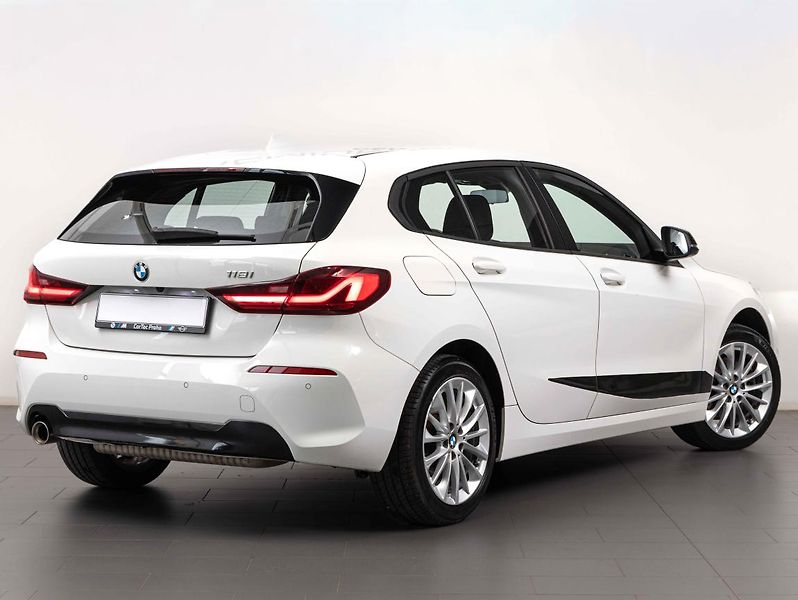 BMW Řada 1 118i - fotka 5 z 21